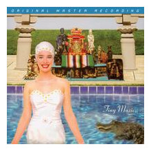 STONE TEMPLE PILOTS: Tiny Music… Songs from the Vatican Gift Shop
