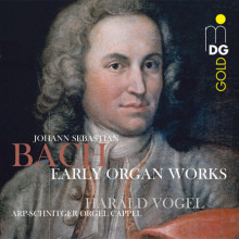 BACH: Opere giovanili per organo